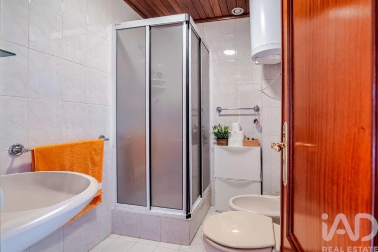 Apartamento T5 para Venda em Mafamude e Vilar do Paraíso Foto 32