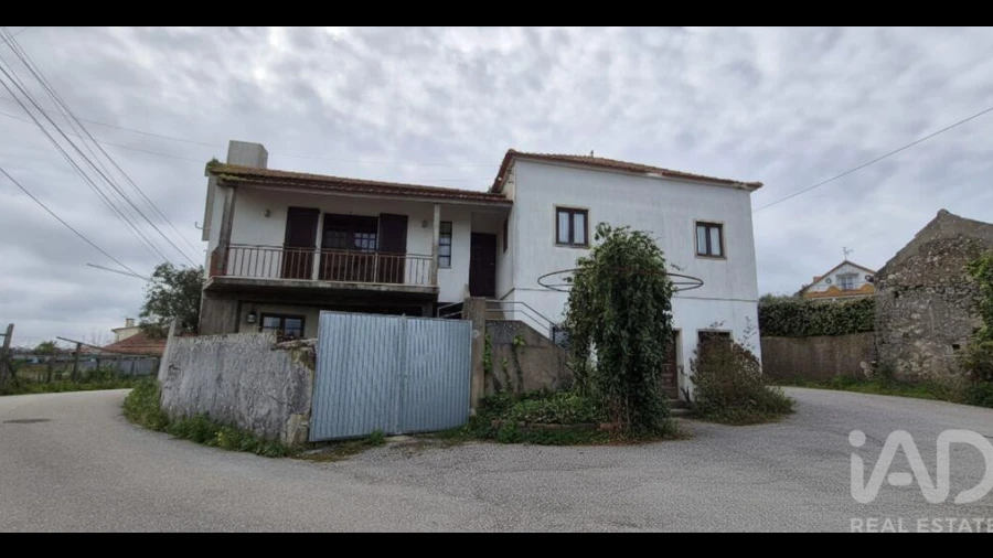 Moradia T4 para Venda em São Mamede