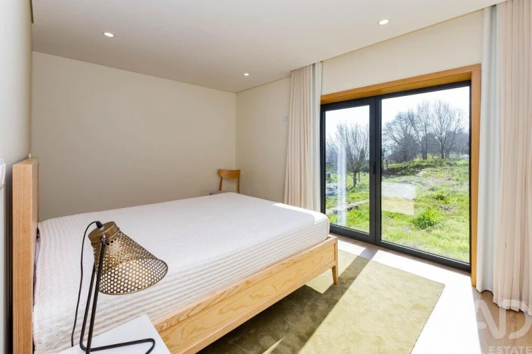 Quinta T6 para Venda em Termas de São Vicente Foto 13