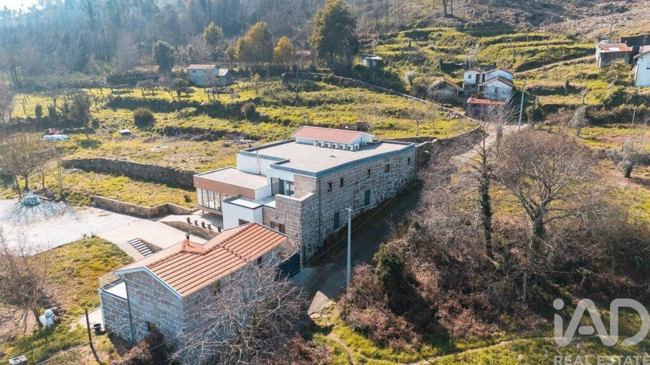 Quinta T6 para Venda em Termas de São Vicente Foto 1