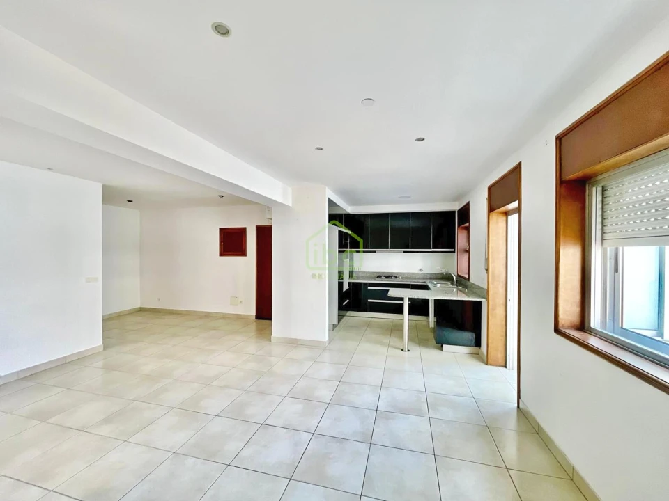 Apartamento T2 para Venda em Póvoa de Varzim, Beiriz e Argivai Foto 3