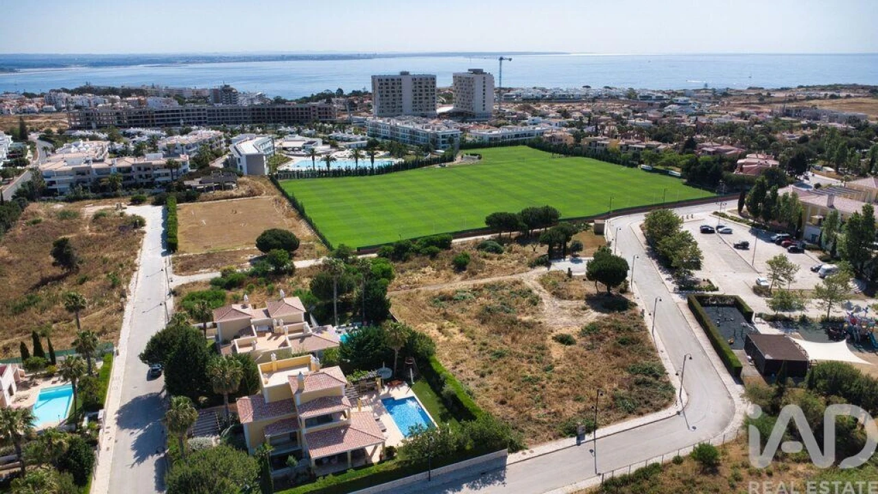 Terreno para Venda em Lagos (São Sebastião e Santa Maria) Foto 15