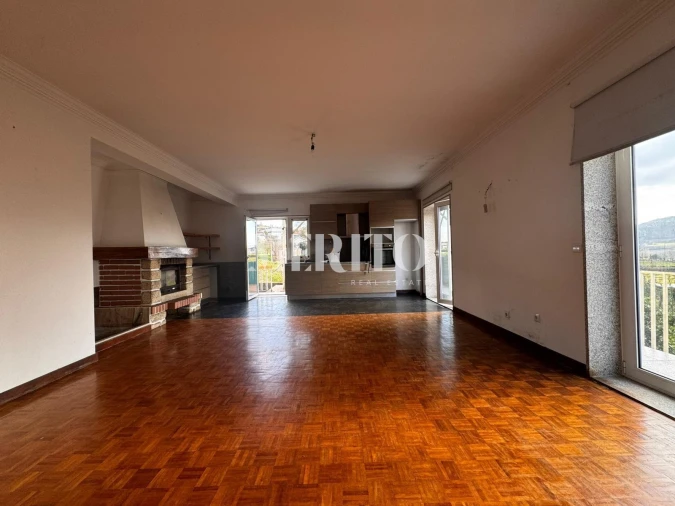 Moradia T3 para Venda em Pombeiro de Ribavizela Foto 16