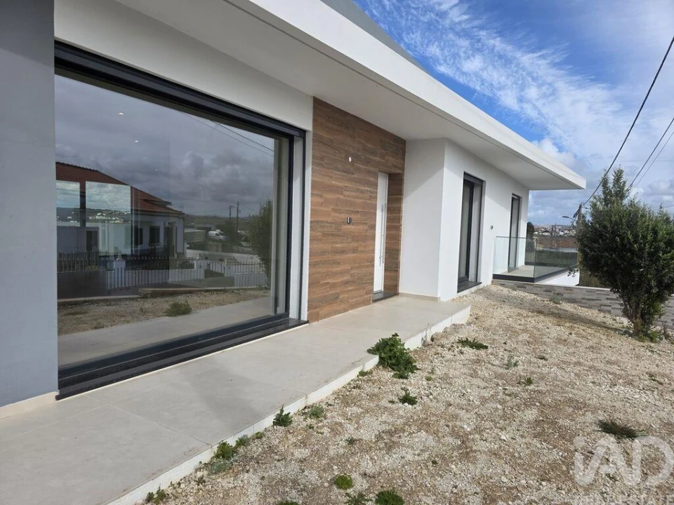 Moradia T4 para Venda em Silveira Foto 3