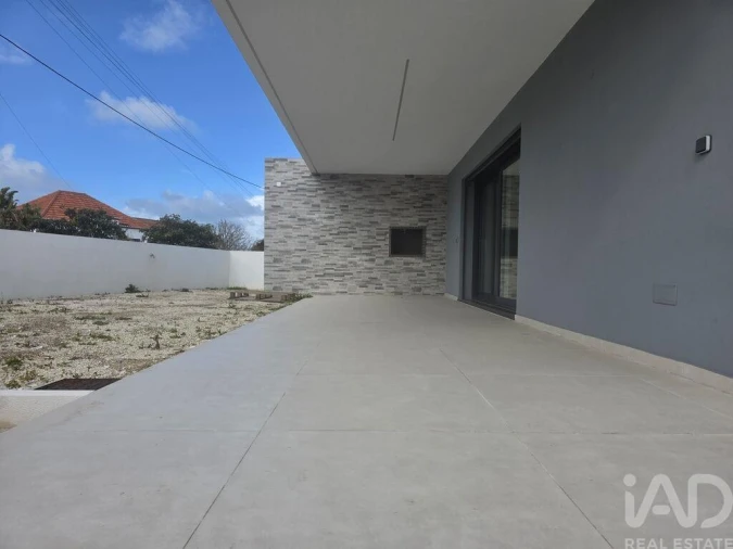 Moradia T4 para Venda em Silveira Foto 24