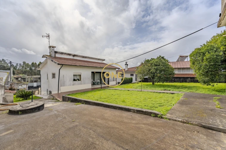 Moradia T3 para Venda em Lousado Foto 6