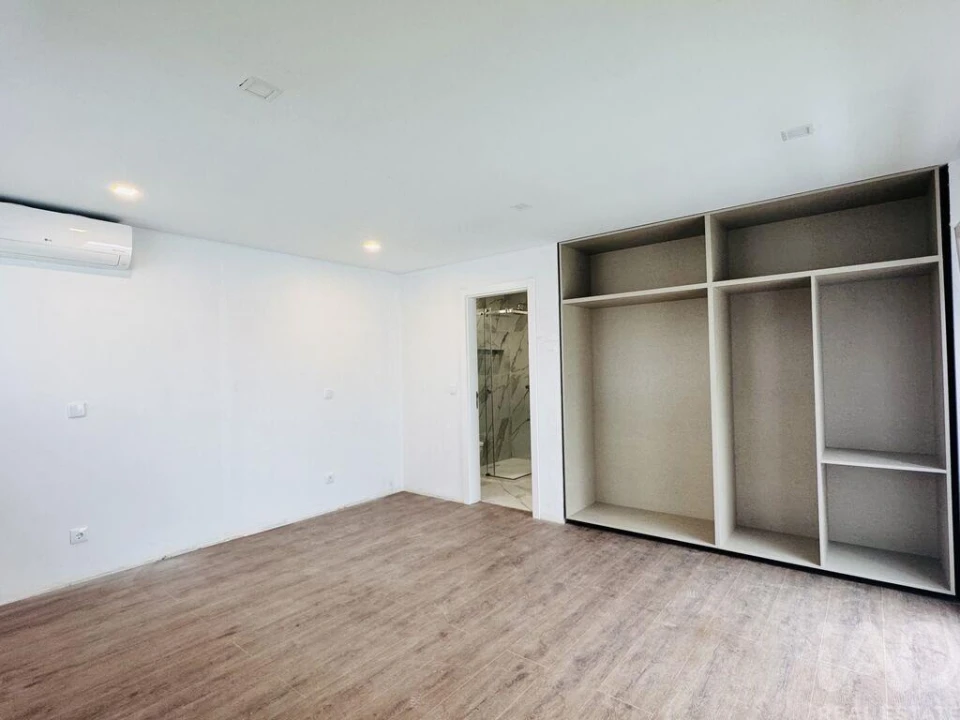 Moradia para Venda em Fernao Ferro Foto 5
