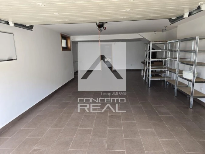 Moradia T4 para Arrendamento em Fânzeres e São Pedro da Cova Foto 33