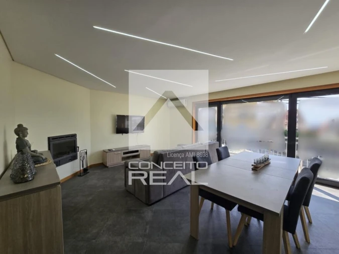 Moradia T4 para Arrendamento em Fânzeres e São Pedro da Cova Foto 6