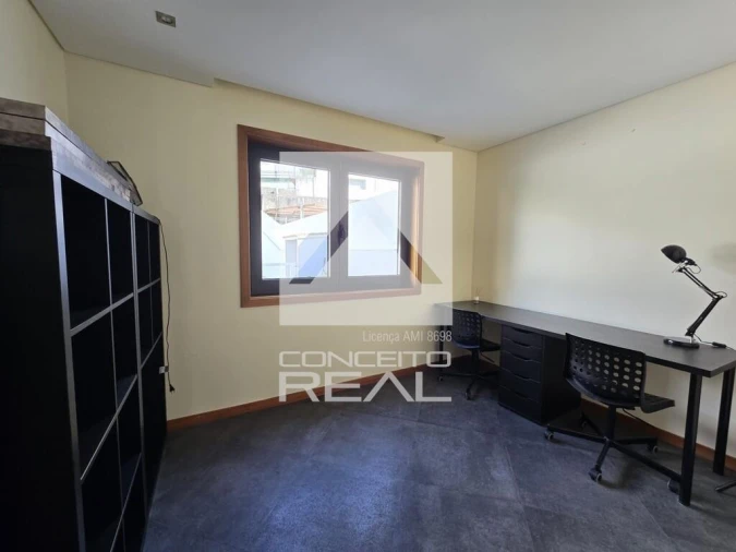 Moradia T4 para Arrendamento em Fânzeres e São Pedro da Cova Foto 28