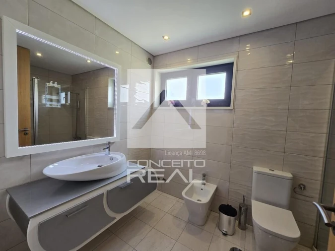 Moradia T4 para Arrendamento em Fânzeres e São Pedro da Cova Foto 21