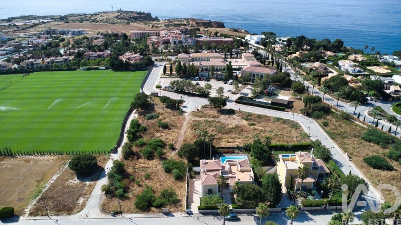 Terreno para Venda em Lagos (São Sebastião e Santa Maria) Foto 3