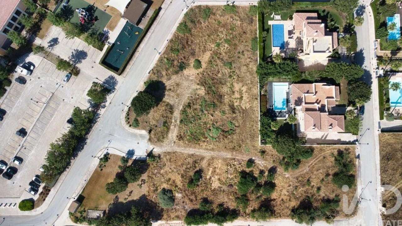 Terreno para Venda em Lagos (São Sebastião e Santa Maria) Foto 4