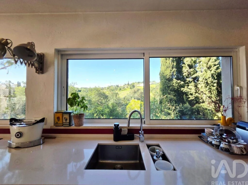 Moradia T4 para Venda em Pechão Foto 8