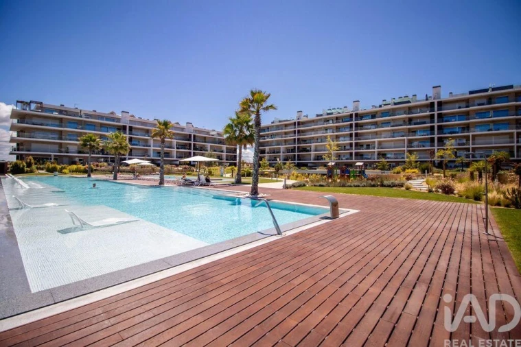 Apartamento T4 para Venda em Alcochete Foto 34