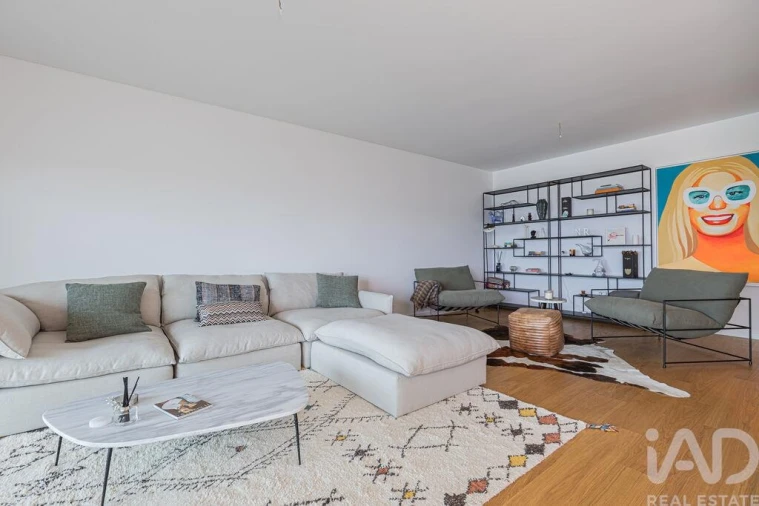 Apartamento T4 para Venda em Alcochete Foto 6