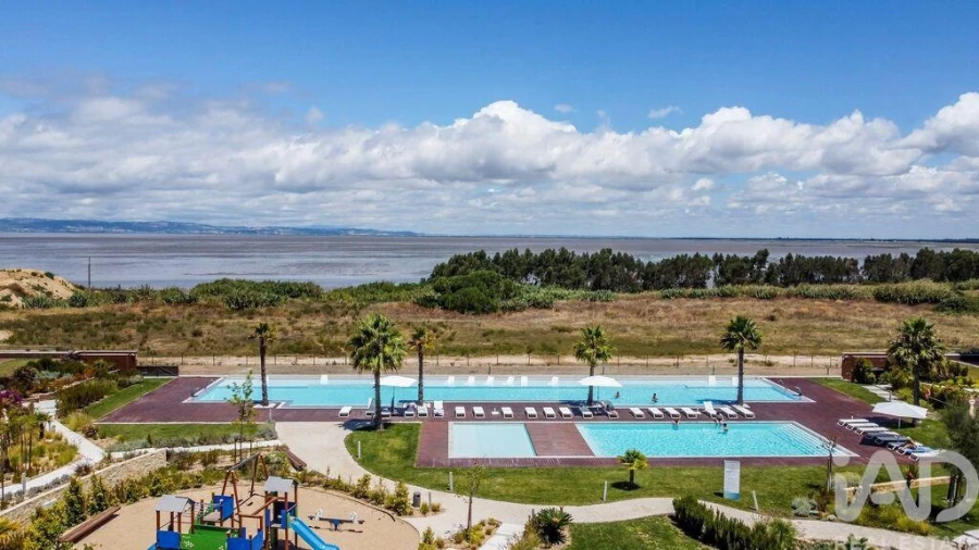 Apartamento T4 para Venda em Alcochete Foto 35