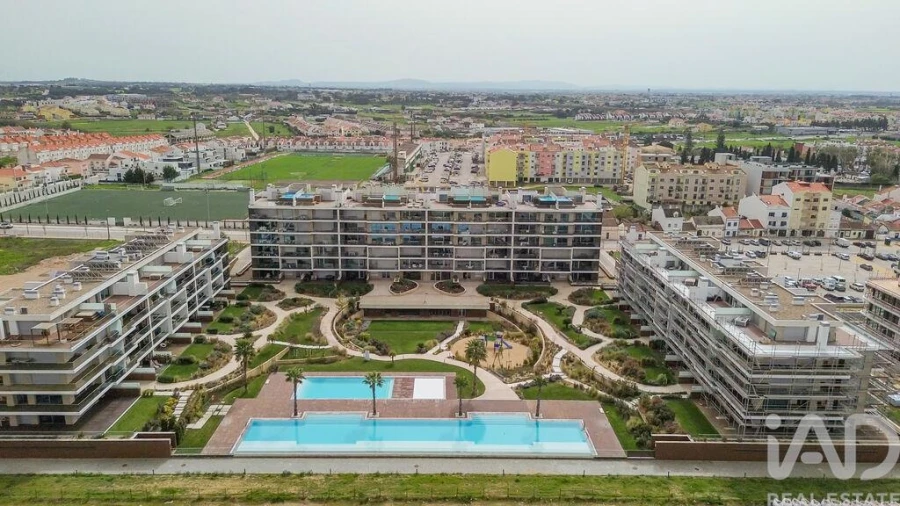 Apartamento T4 para Venda em Alcochete Foto 39