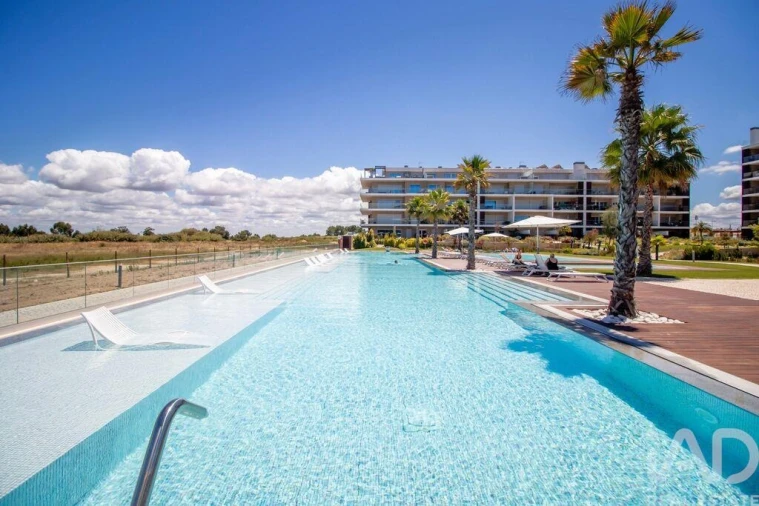 Apartamento T4 para Venda em Alcochete Foto 40