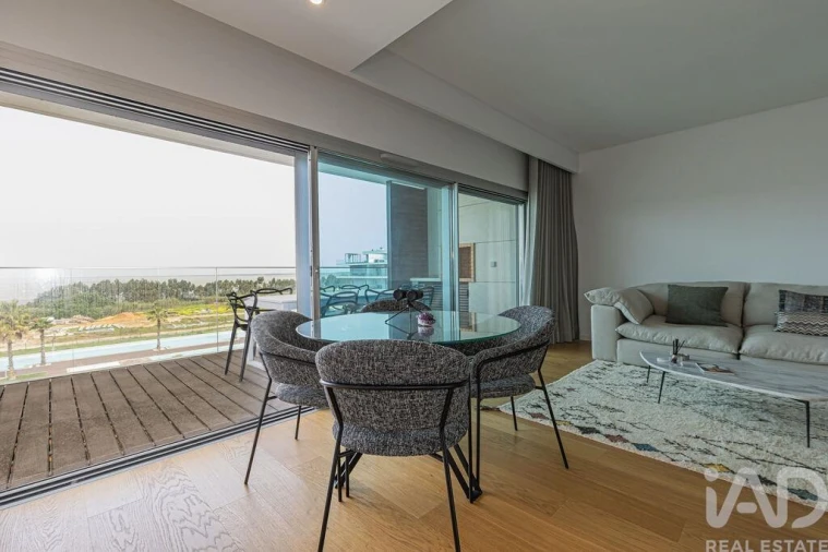 Apartamento T4 para Venda em Alcochete Foto 5