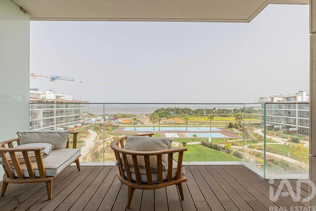 Apartamento T4 para Venda em Alcochete Foto 33