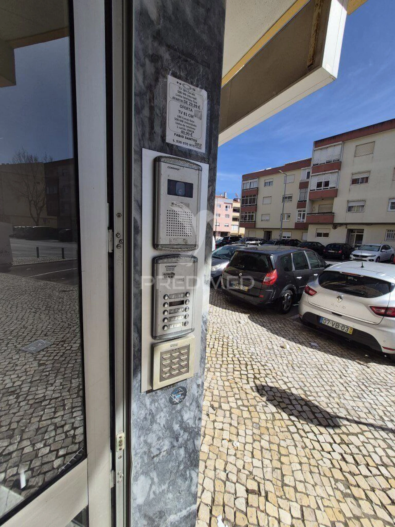 Apartamento T2 para Venda em Rio de Mouro Foto 14