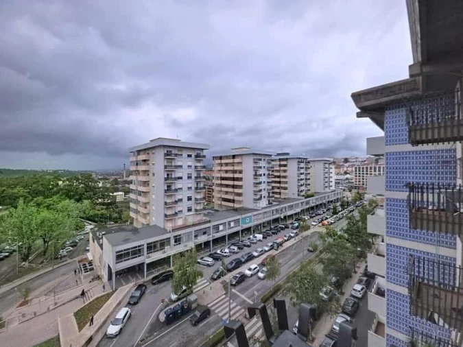 Apartamento T2 para Venda em Santo Antonio dos Olivais Foto 11