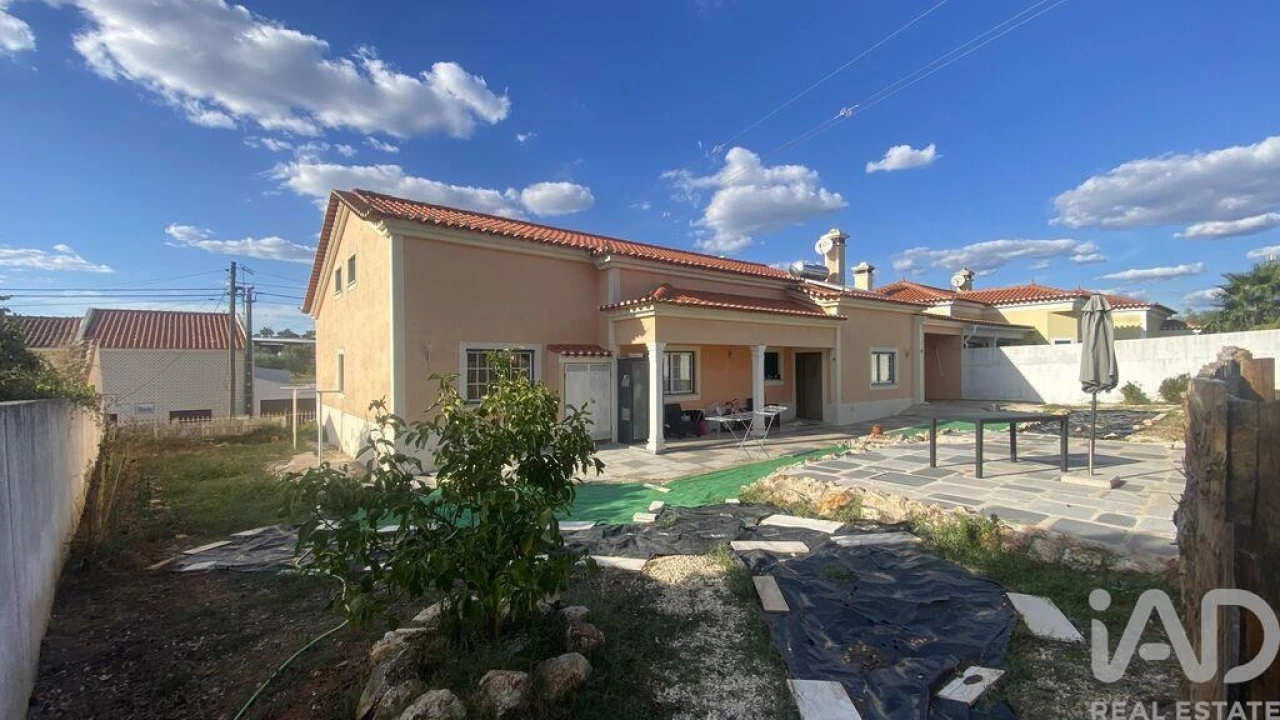 Moradia T3 para Venda em Galveias Foto 10