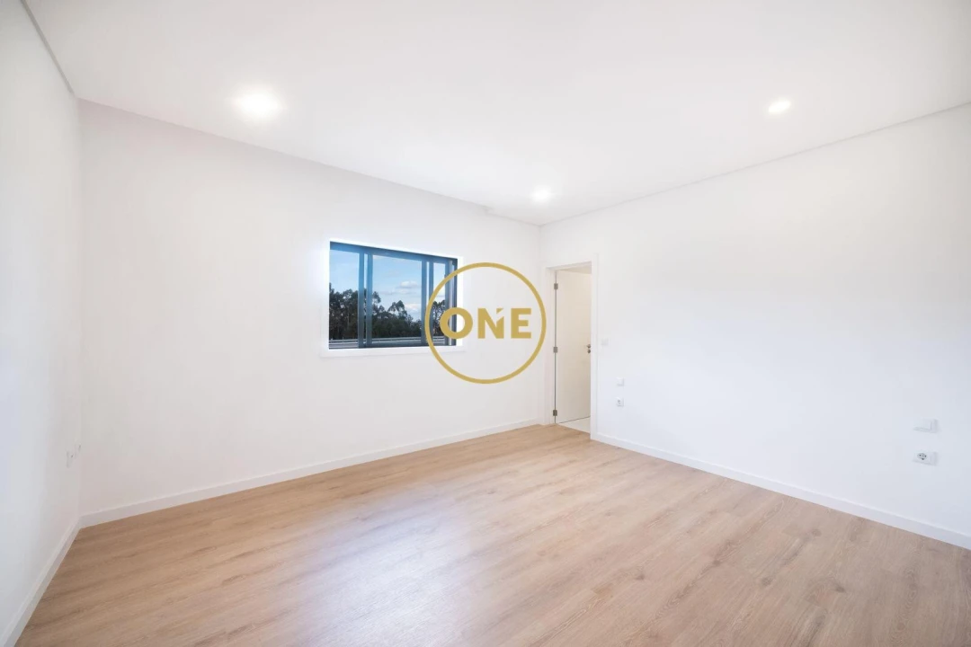 Moradia T5 para Venda em Paços de Ferreira Foto 11