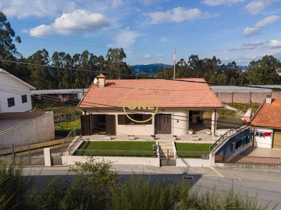 Moradia T5 para Venda em Paços de Ferreira Foto 28