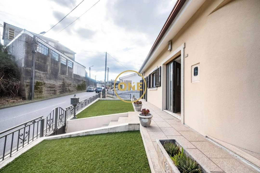 Moradia T5 para Venda em Paços de Ferreira Foto 16