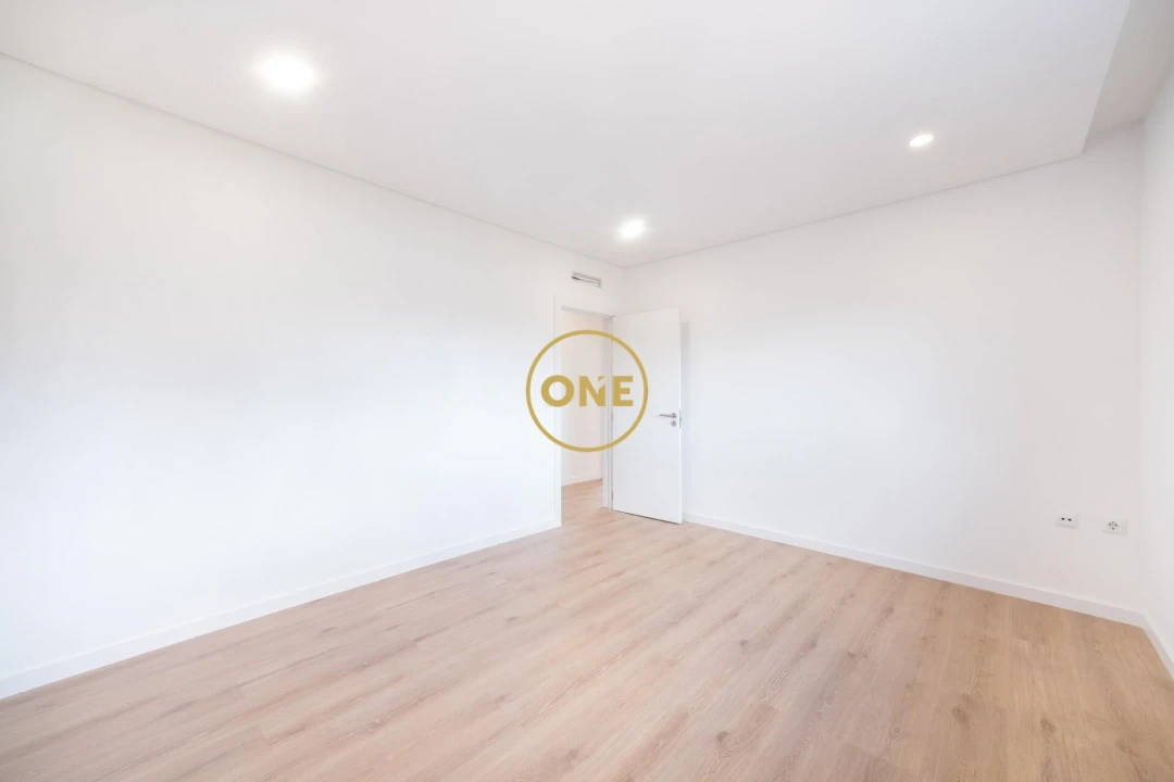 Moradia T5 para Venda em Paços de Ferreira Foto 15