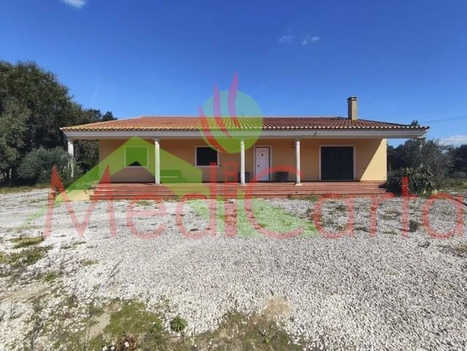 Moradia T4 para Venda em Vila Chã de Ourique Foto 2