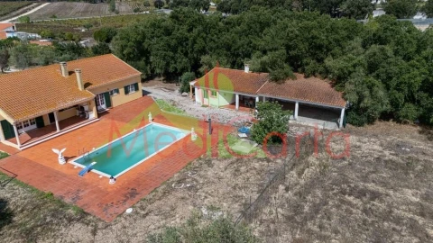 Moradia T4 para Venda em Vila Chã de Ourique