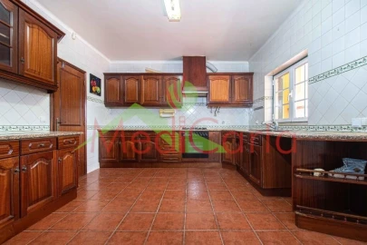Moradia T4 para Venda em Vila Chã de Ourique