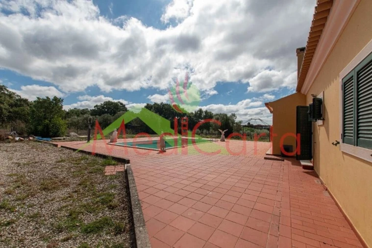 Moradia T4 para Venda em Vila Chã de Ourique Foto 5