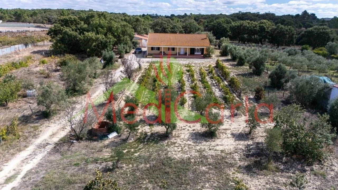Moradia T4 para Venda em Vila Chã de Ourique Foto 38