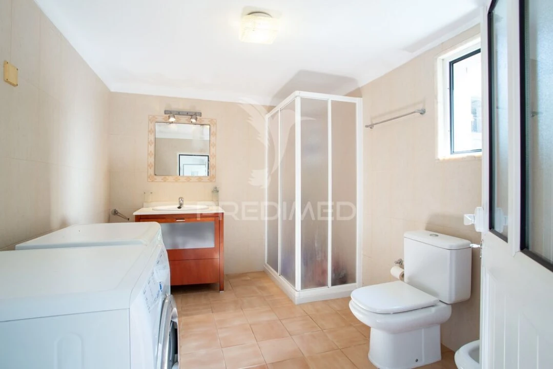 Moradia T3 para Venda em Bencatel Foto 8