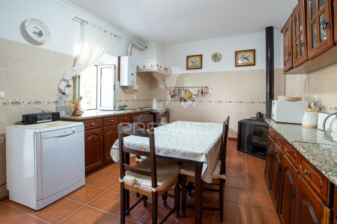 Moradia T3 para Venda em Bencatel Foto 10