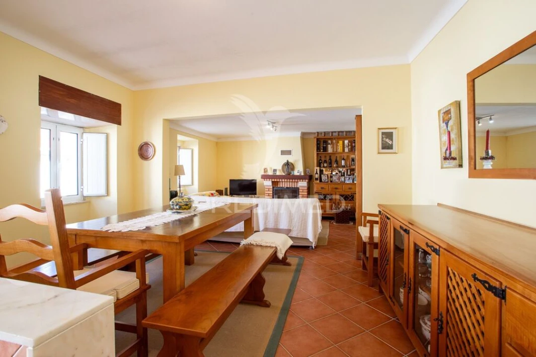 Moradia T3 para Venda em Bencatel Foto 2