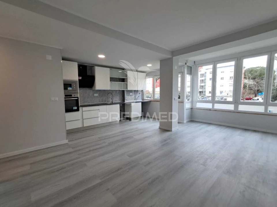 Apartamento T2 para Venda em Oeiras e São Julião da Barra, Paço de Arcos e Caxias Foto 5