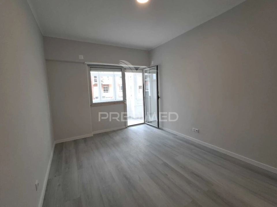 Apartamento T2 para Venda em Oeiras e São Julião da Barra, Paço de Arcos e Caxias Foto 17