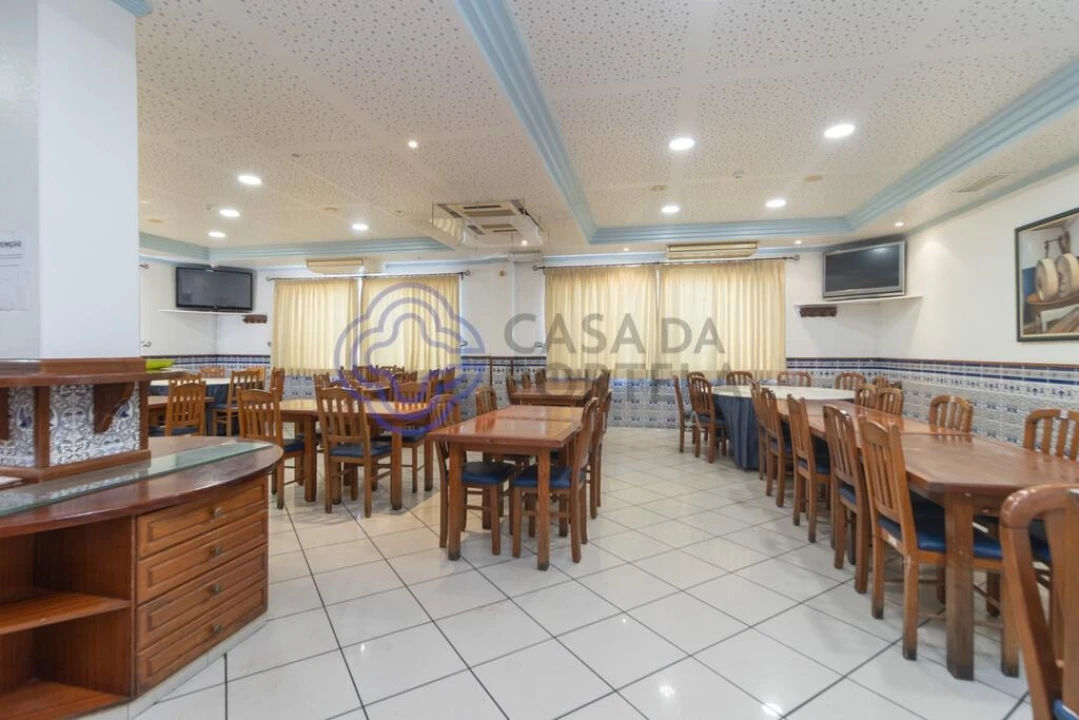 Negócio para Venda em Pechão Foto 18