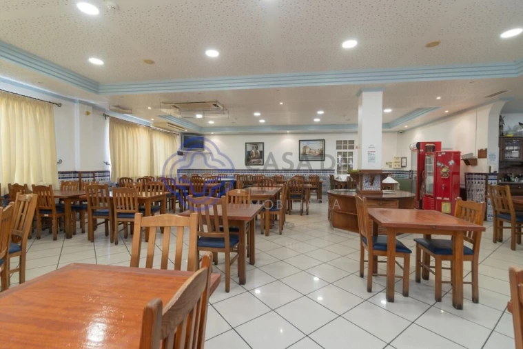 Negócio para Venda em Pechão Foto 12