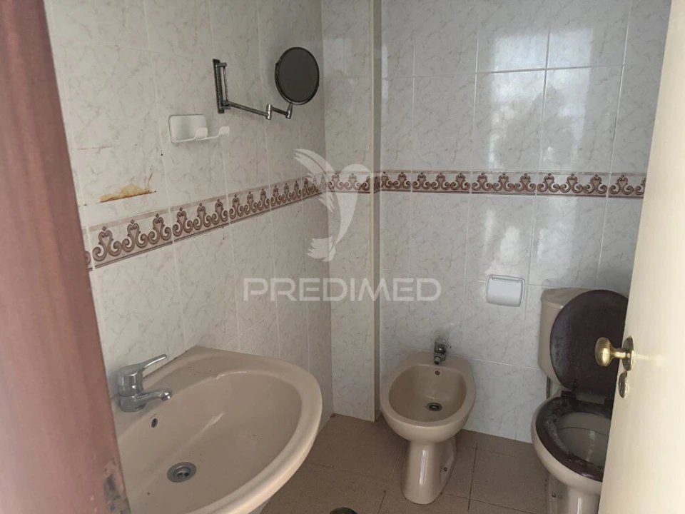 Prédio para Venda em Arruda dos Vinhos Foto 17