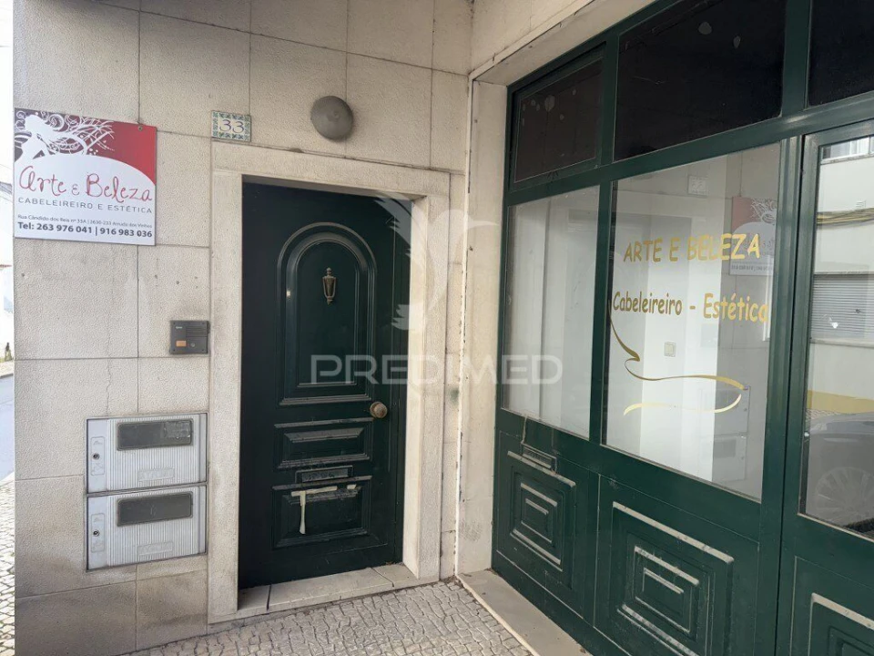 Prédio para Venda em Arruda dos Vinhos Foto 2