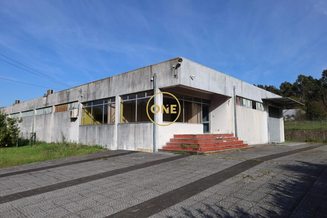 Moradia T5 para Venda em Ruivães e Novais Foto 19