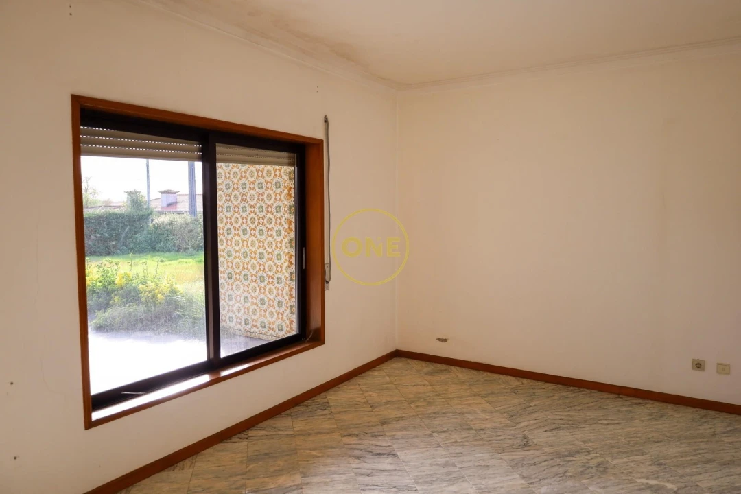 Moradia T5 para Venda em Ruivães e Novais Foto 31