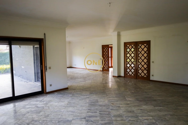 Moradia T5 para Venda em Ruivães e Novais Foto 8