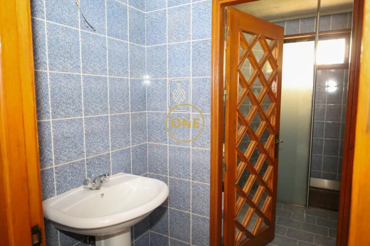 Moradia T5 para Venda em Ruivães e Novais Foto 11